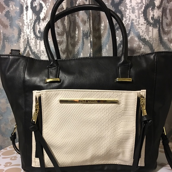 Steve Madden Handbags - Rare Steve Madden Black/White Handbag